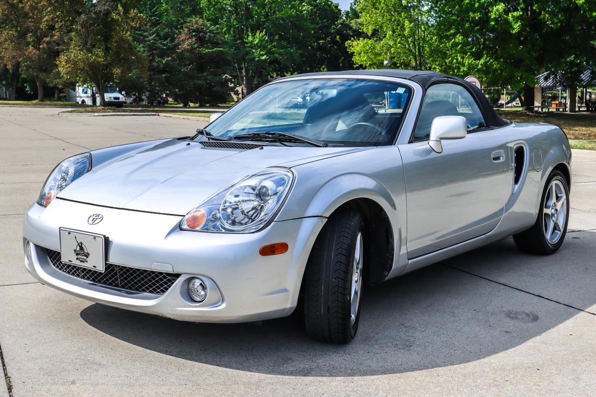 toyota mr2 spyder 2003 JTDFR320330063855 image toyota mr2 spyder 2003 JTDFR320330063855 image